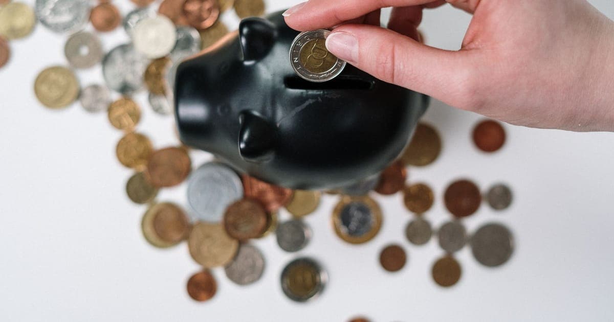 A Worked Example: What Automating Return Requests Saves a 1,500-Order-a-Month Shopify Store