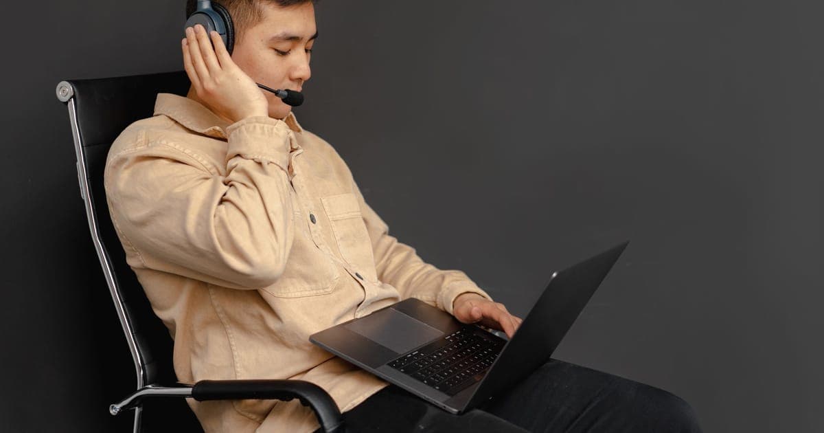 Free Shopify Support Apps Compared: What "Free" Actually Includes in 2026