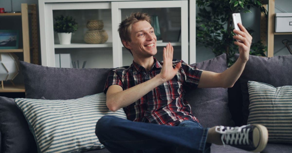 How to Use Exit-Intent Chat Triggers on Shopify Without Annoying Shoppers