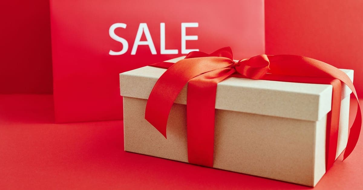 The CRO Case for Selling Inside Support Instead of After Checkout: A Worked Example