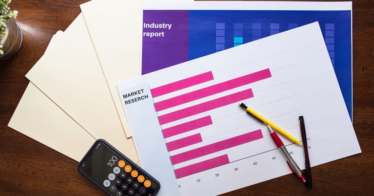 The Real Shopify AOV Benchmark by Industry, and Where Chat-Based Selling Fits