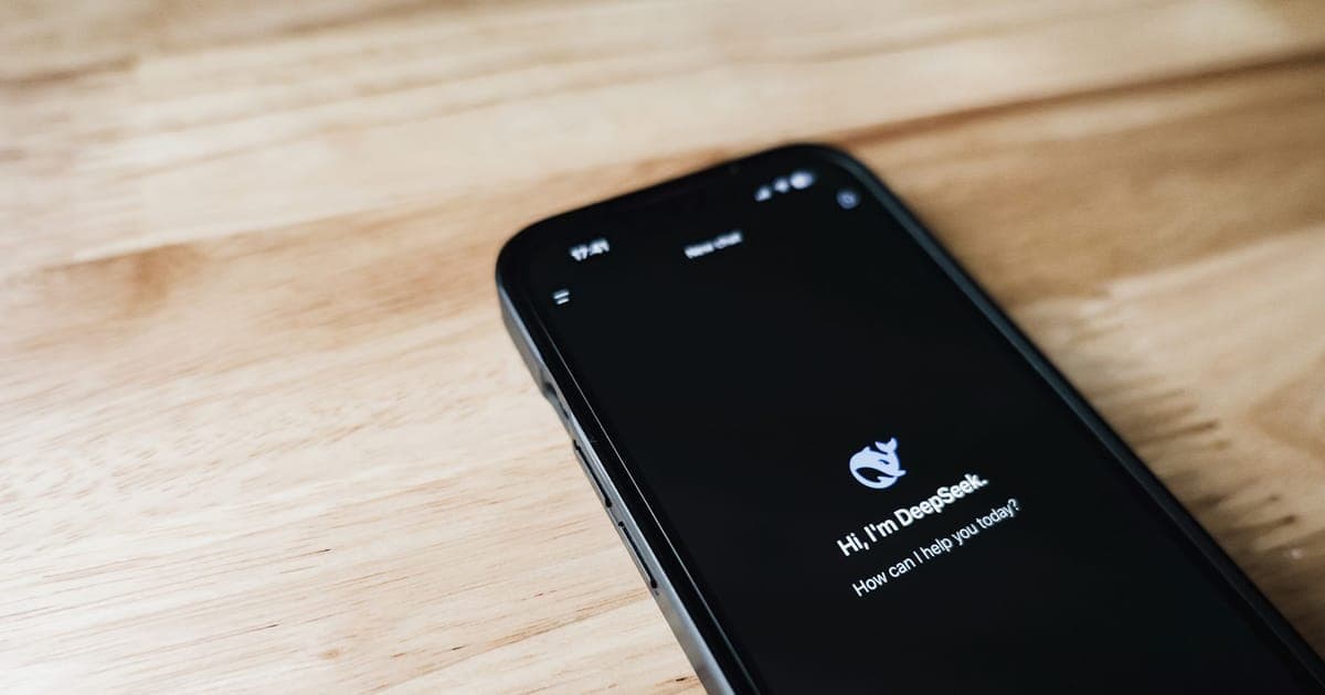 Shopify Inbox's New AI Shopping Assistant: What Changes for Third-Party Apps
