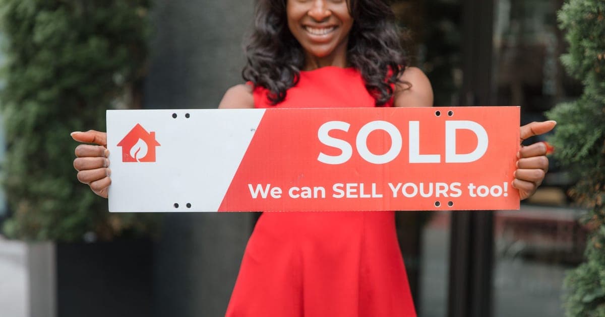 Shopify's Agentic Storefronts: What Changes for Support After the Sale