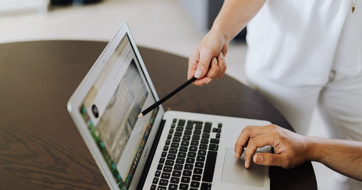 Shopify Support Software Buyer's Checklist: 12 Questions Before You Sign