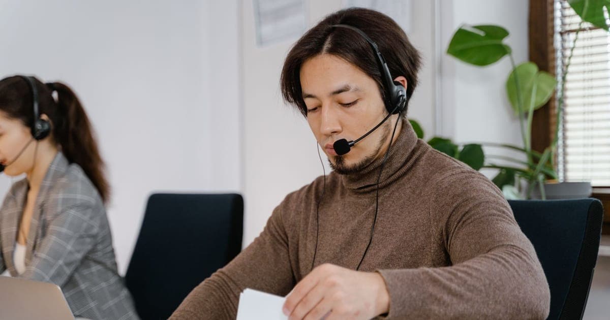 The Shopify Support Inbox Audit: 7 Signals You've Outgrown Manual Replies