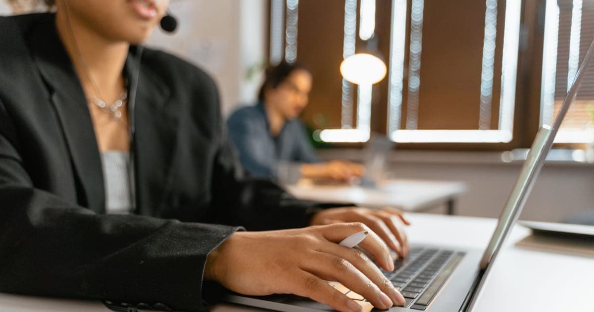 Shopify Help Desk Apps Compared by Pricing Model (2026)